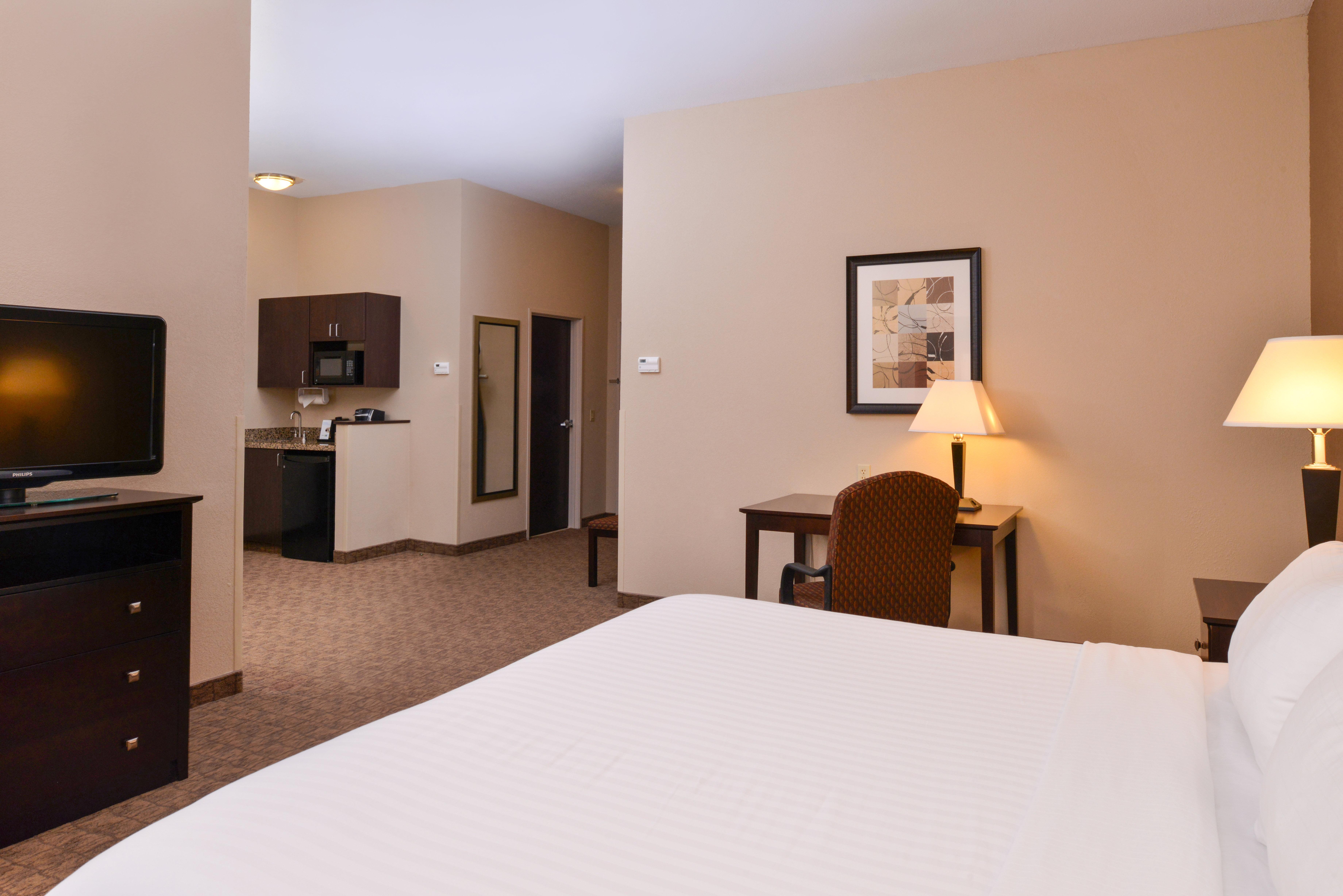 Holiday Inn Express & Suites Bridgeport, An Ihg Hotel Exterior foto